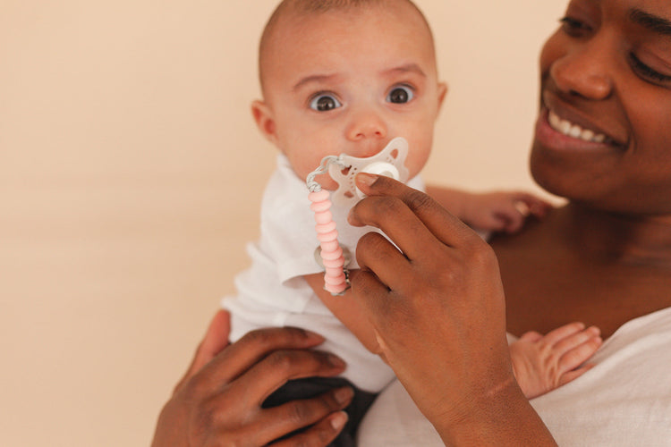 Baby Paci Clip