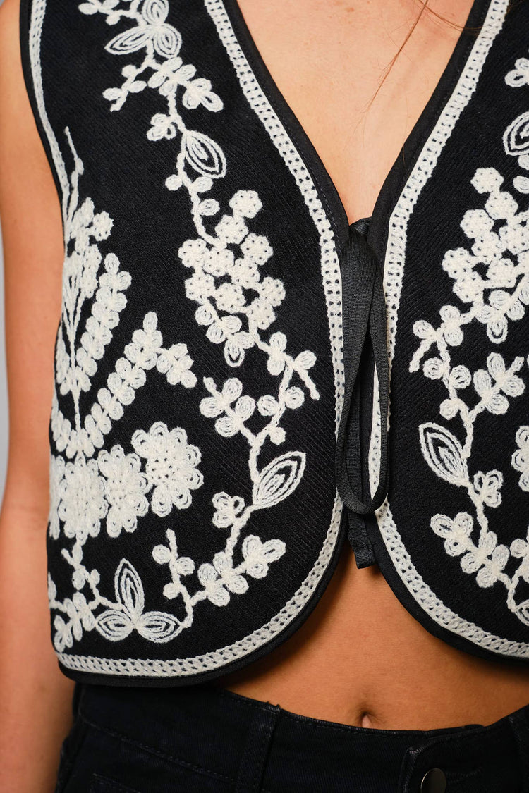 Embroidered Ribbon Tie Crop Vest