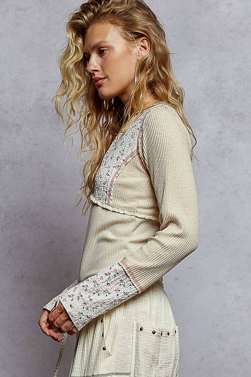 V neck lace trim detail floral pattern thermal knit top